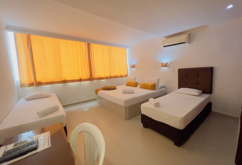 スタンダードトリプルルーム, Costa Del Sol