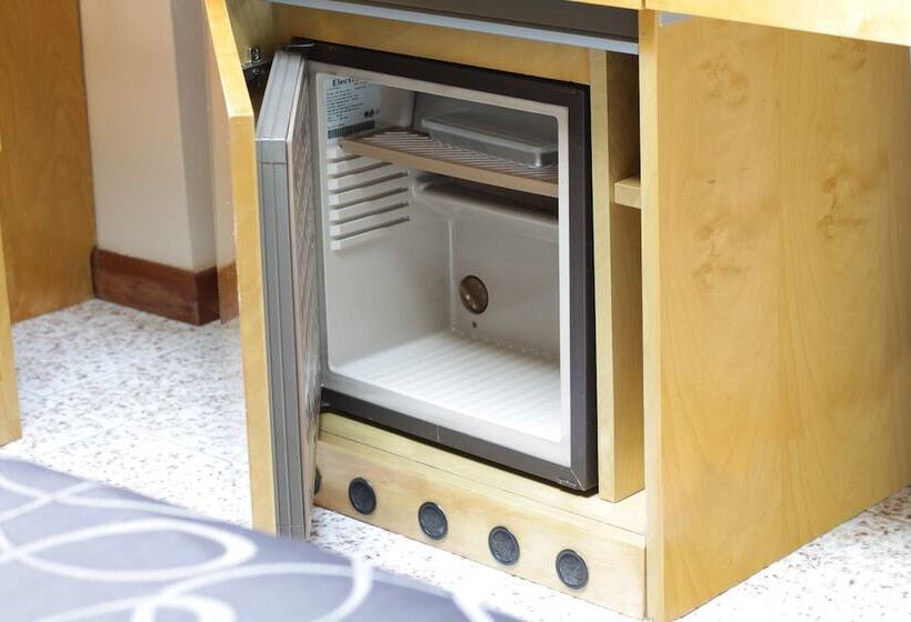 اتاق استاندارد سه نفره, Croce Di Malta