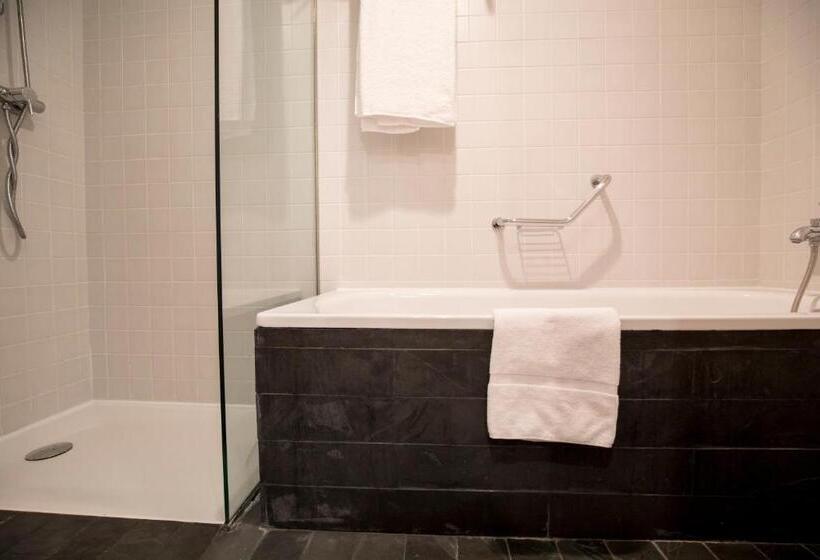 اتاق خانوادگی, Font D'Argent Canillo