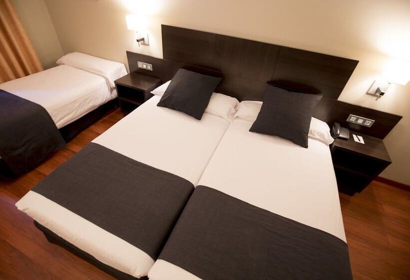 اتاق استاندارد سه نفره, Font D'Argent Canillo