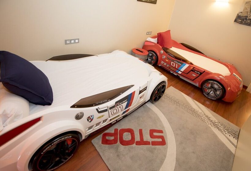 اتاق خانوادگی, Font D'Argent Canillo