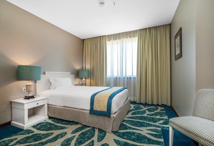 סוויטת 2 חדרי שינה, Holiday Inn Porto Gaia, An Ihg