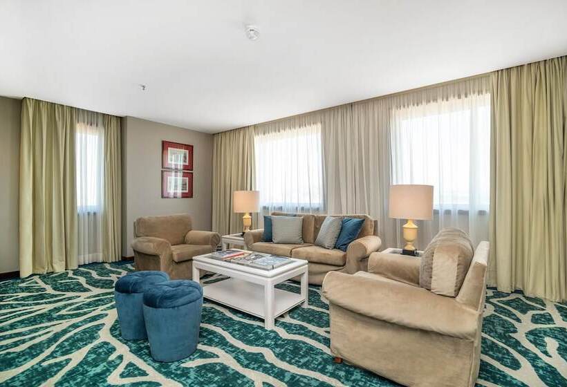 סוויטת 2 חדרי שינה, Holiday Inn Porto Gaia, An Ihg