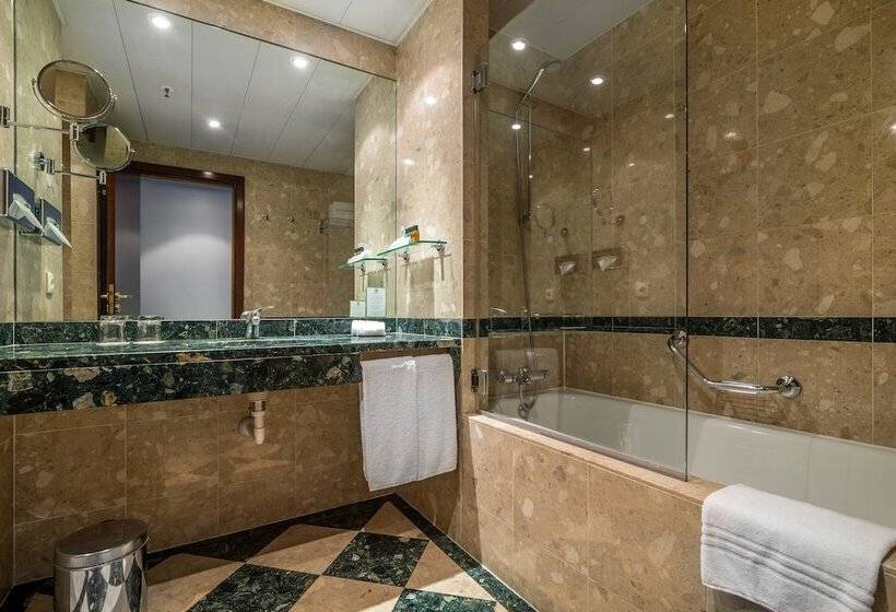 Номер Стандарт Двуспальная Кровать, Holiday Inn Porto Gaia, An Ihg