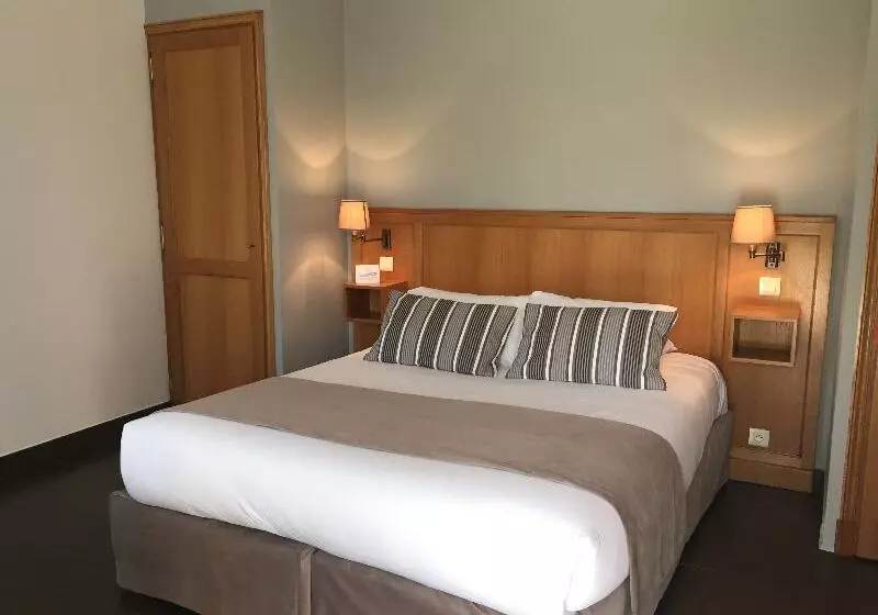 コンフォートルーム, Hôtel Saintlaurent, The Originals Relais