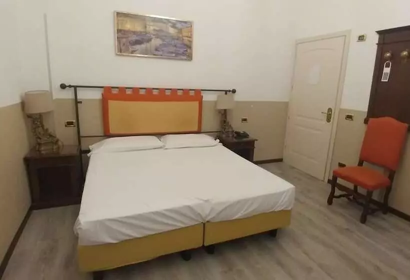 اتاق استاندارد یک نفره, Il Canale