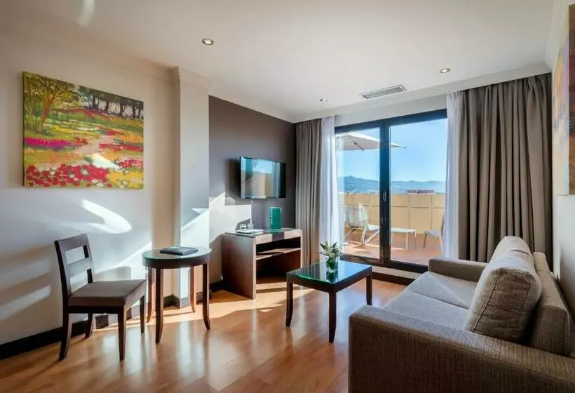 Junior Suite met Hydromassage, Occidental Granada