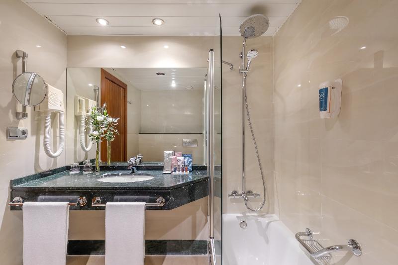 标准间, Occidental Granada