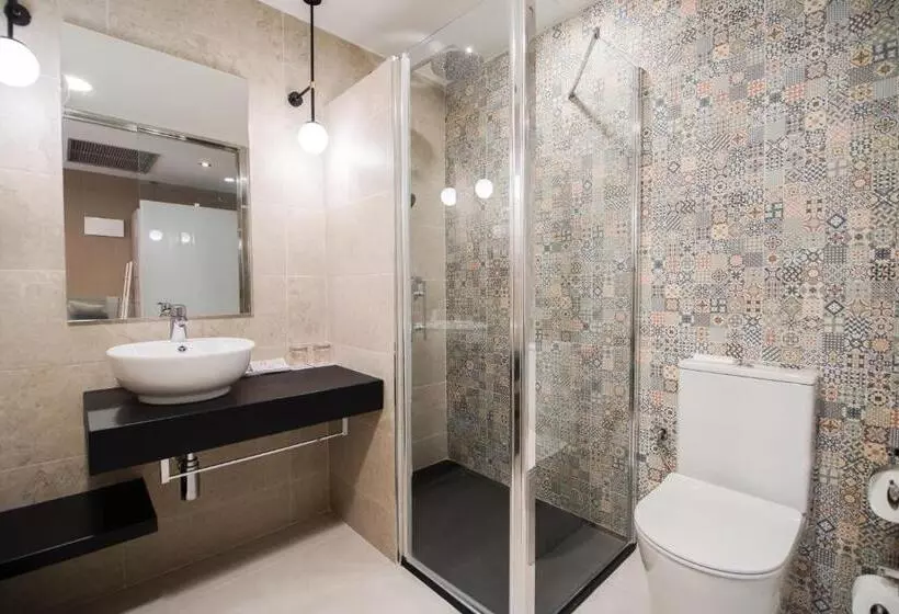 اتاق استاندارد, Petit Palace Puerta Del Sol
