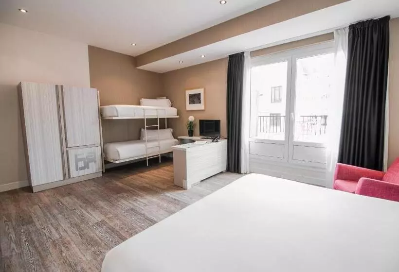 اتاق لوکس با تراس, Petit Palace Puerta Del Sol