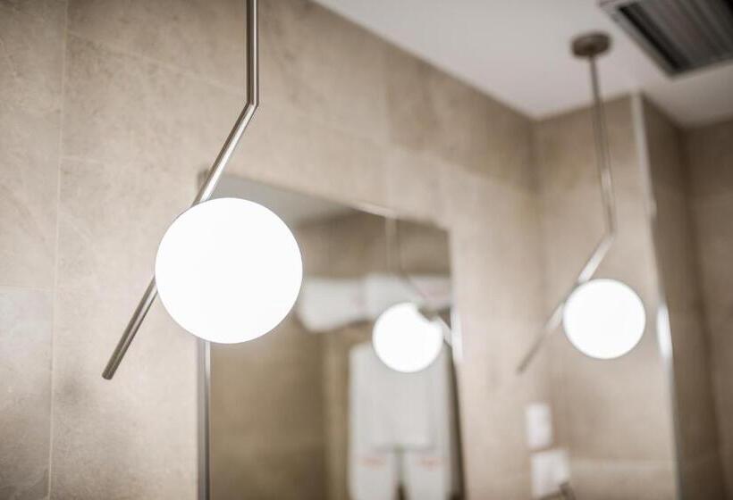 اتاق استاندارد با چشمانداز شهر, Petit Palace Puerta Del Sol