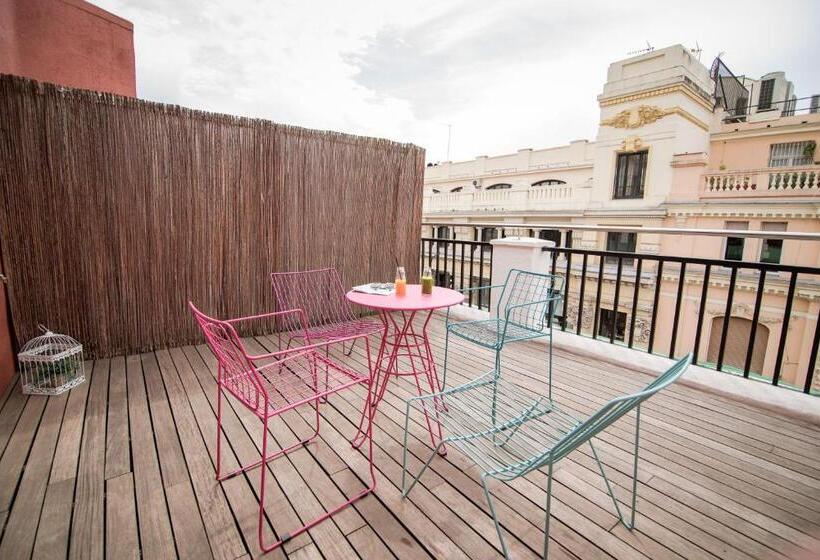 اتاق لوکس با تراس, Petit Palace Puerta Del Sol