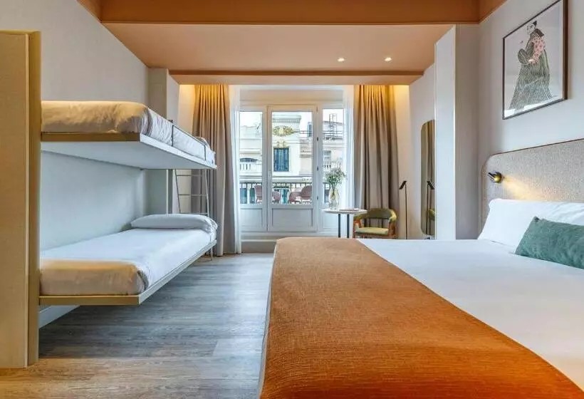 اتاق لوکس با تراس, Petit Palace Puerta Del Sol
