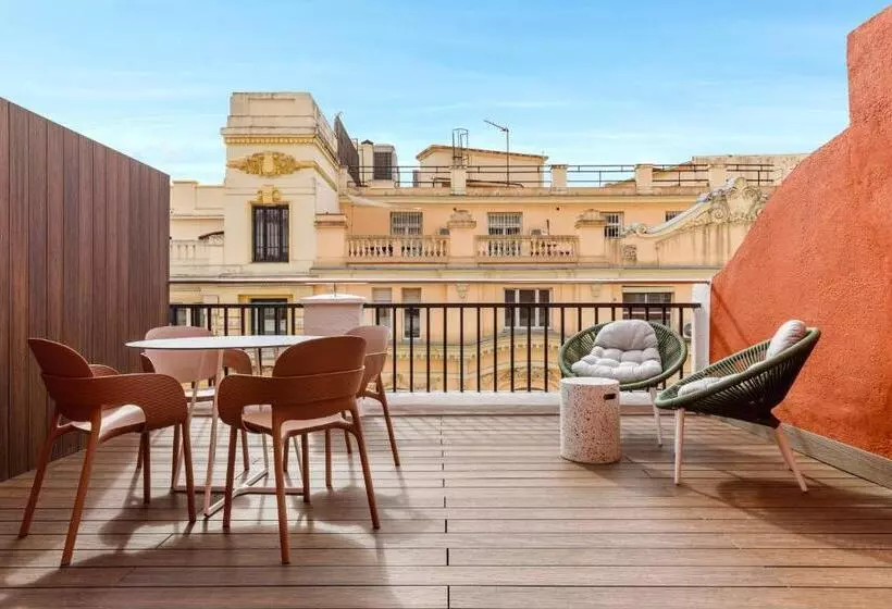 اتاق لوکس با تراس, Petit Palace Puerta Del Sol