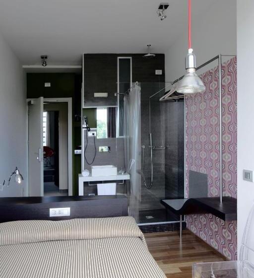 חדר אקונומי, San Francesco