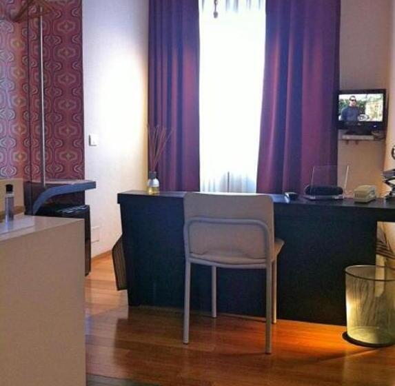 חדר אקונומי, San Francesco