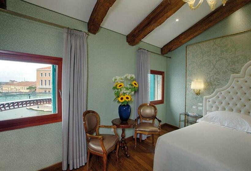 Habitación Deluxe con Vistas, Santa Chiara