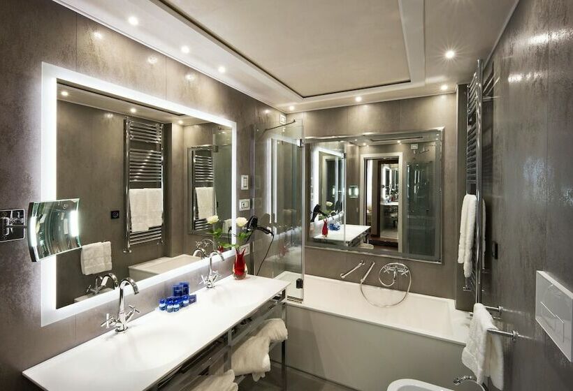 Habitación Triple Deluxe, Santa Chiara