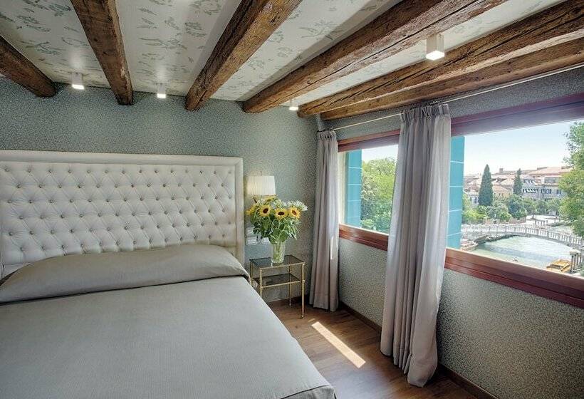 Habitación Deluxe con Vistas, Santa Chiara