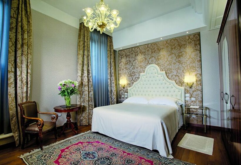 Habitación Deluxe con Vistas, Santa Chiara