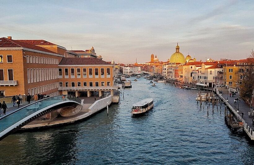 سوئیت با چشم‌انداز, Santa Chiara