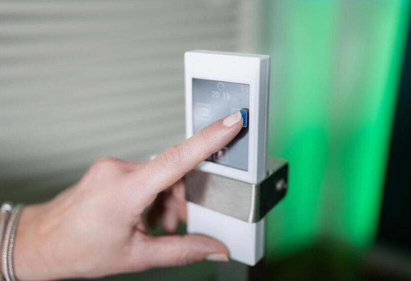 חדר פנטהאוז, Sirio