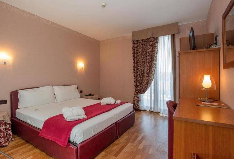 חדר סופריור, Sirio