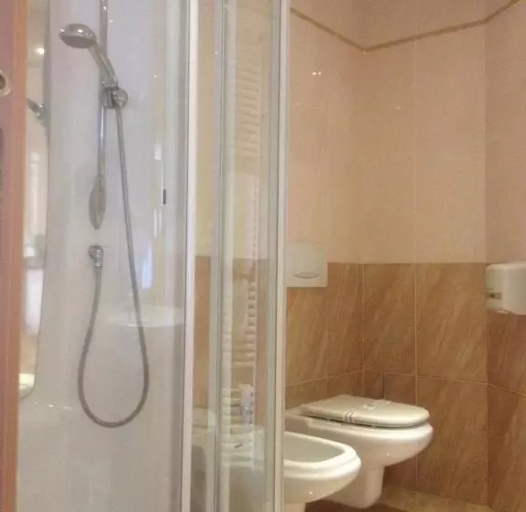 Standard Kolmen Hengen Huone, Sirio