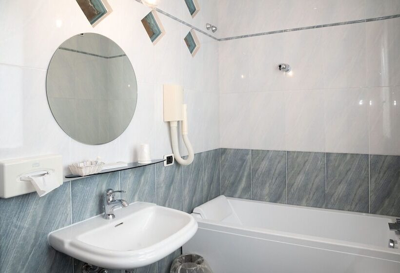 חדר אקונומי, Sirio