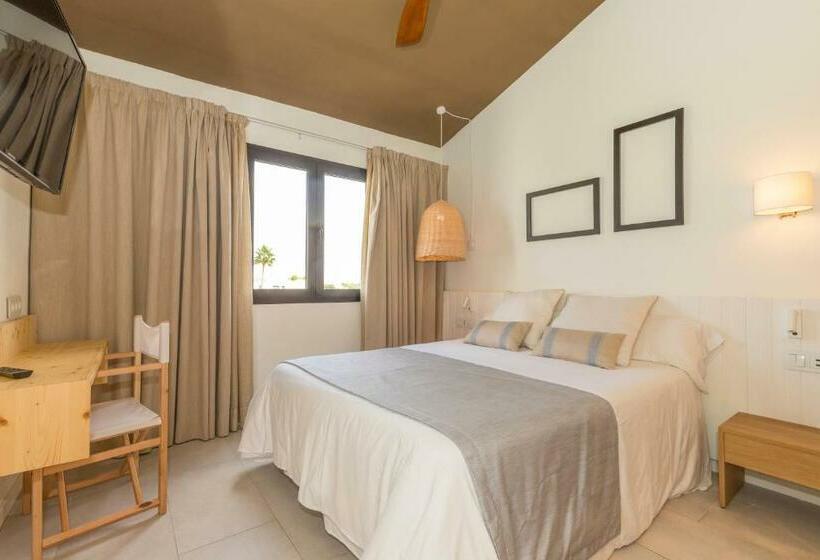 ２ベッドルームアパートメント, Marsenses Paradise Club