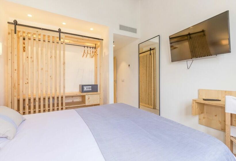 ２ベッドルームアパートメント, Marsenses Paradise Club