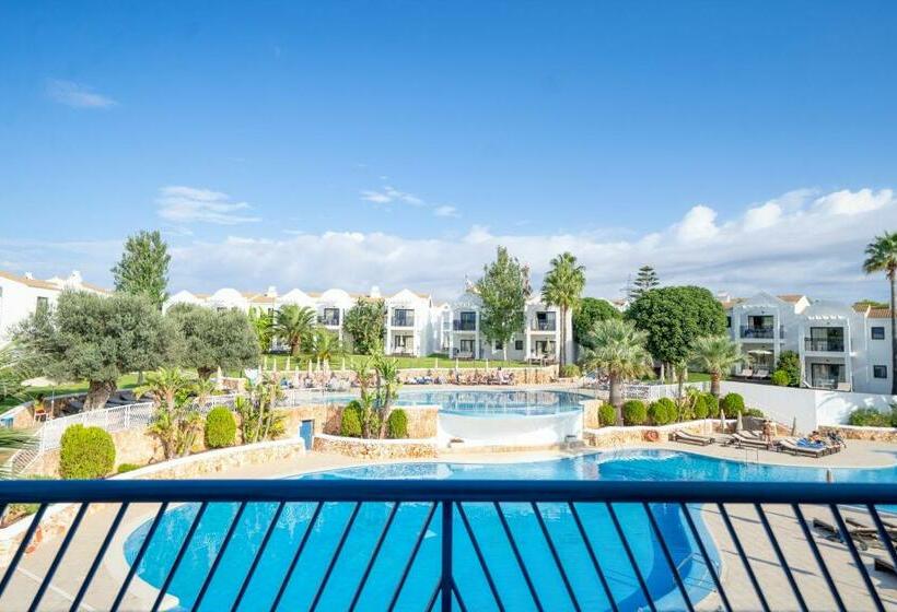 Номер Стандарт Вид на Бассейн, Marsenses Paradise Club