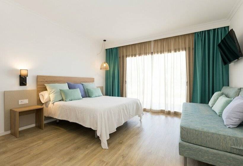 Номер Стандарт Вид на Бассейн, Marsenses Paradise Club