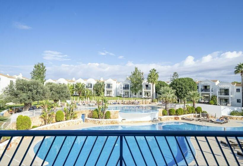 Standardrum Poolutsikt, Marsenses Paradise Club