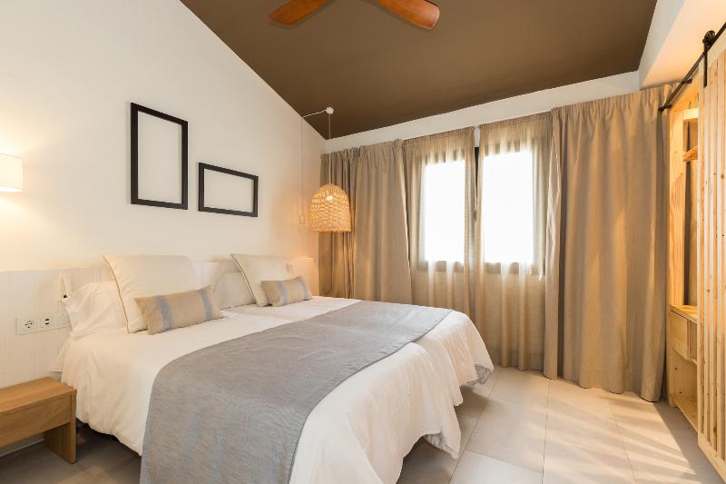 ２ベッドルームアパートメント, Marsenses Paradise Club