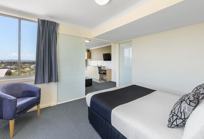 דירת שני חדרים, Nesuto The Entrance