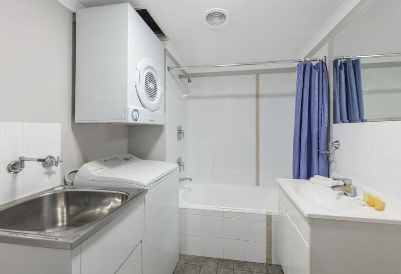 דירת שני חדרים, Nesuto The Entrance