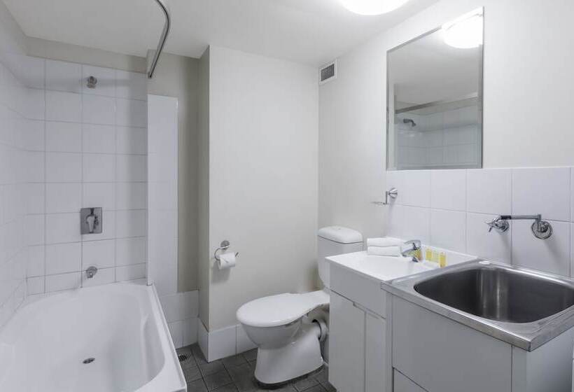 חדר סטודיו סטנדרד, Nesuto The Entrance