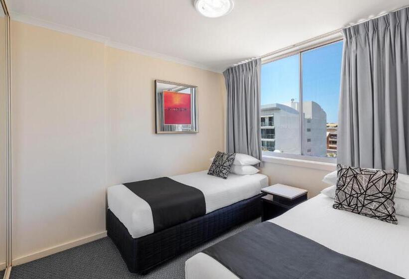 דירת שני חדרים, Nesuto The Entrance