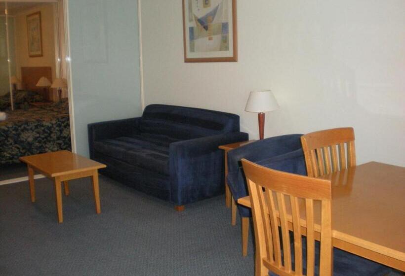 דירת שני חדרים, Nesuto The Entrance