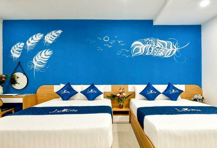 اتاق استاندارد چهار تخته, La Vita