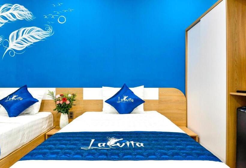 اتاق استاندارد چهار تخته, La Vita