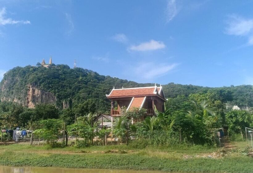 家族用バンガロー, Family Batcave Homestay