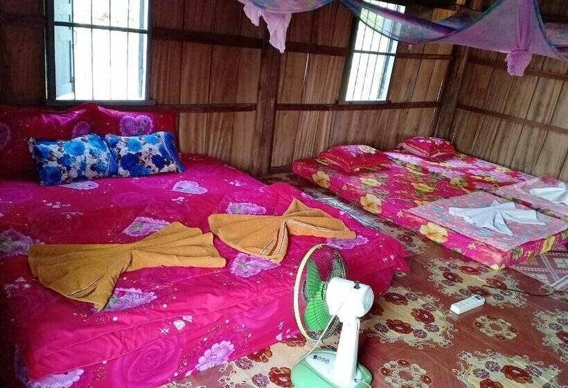 家族用バンガロー, Family Batcave Homestay