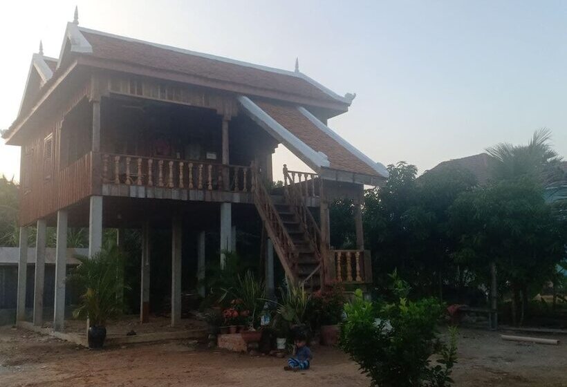 家族用バンガロー, Family Batcave Homestay