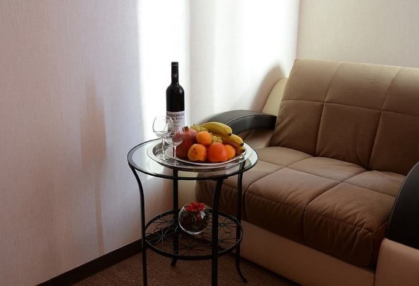 舒适三人间, Medovo House Domodedovo