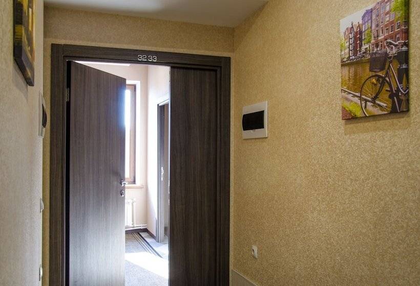 家庭间, Medovo House Domodedovo