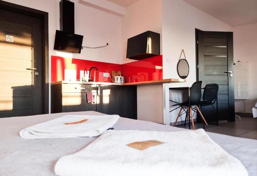 Четырехместный Номер Superior, Orange Tree