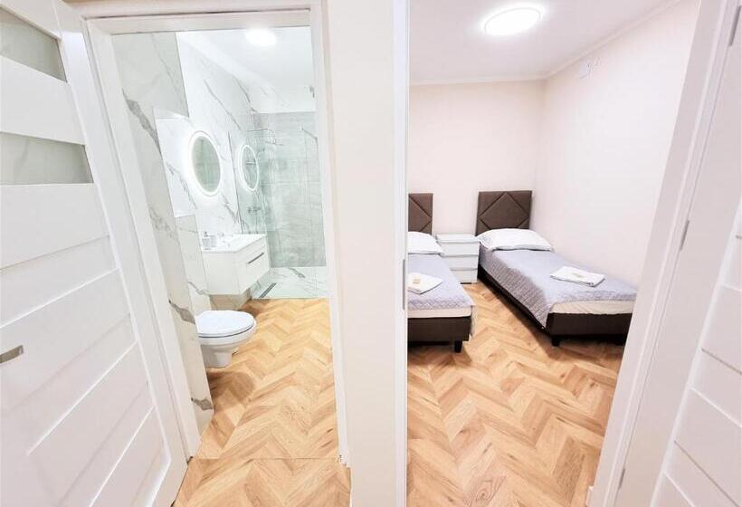 Апартаменты 2 Спальни, Orange Tree