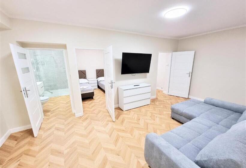 Апартаменты 2 Спальни, Orange Tree